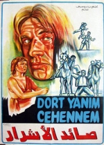 Dört Yanım Cehennem poster